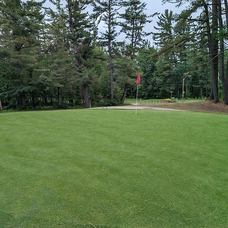 Bristol Pine Lodge מראה חיצוני תמונה