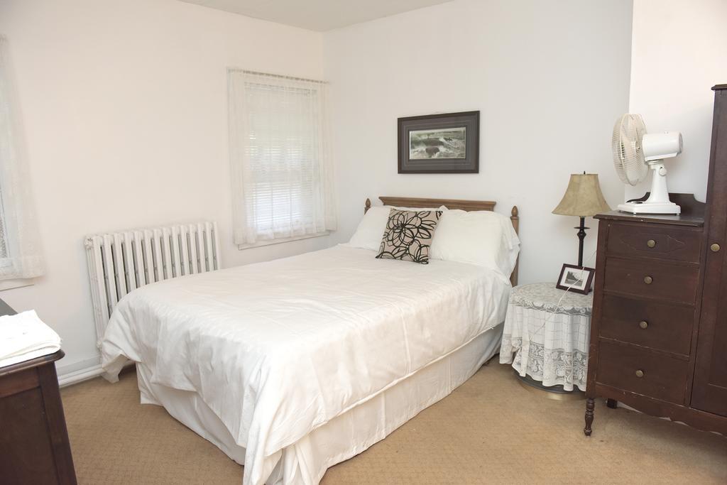 Bristol Pine Lodge מראה חיצוני תמונה
