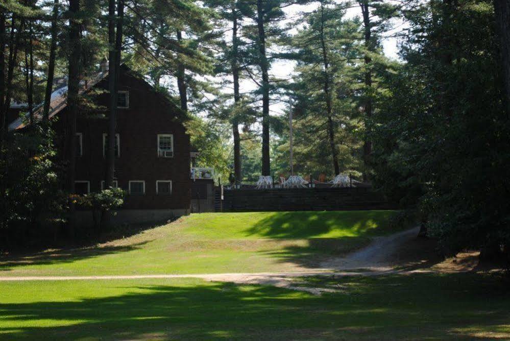 Bristol Pine Lodge מראה חיצוני תמונה